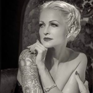 Meet your Posher, Shayla k